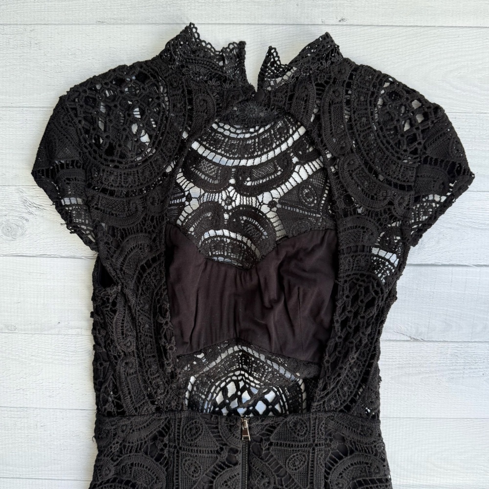 Bebe Elegant Black Open Back Lace Mini Dress XS - Picture 6 of 9